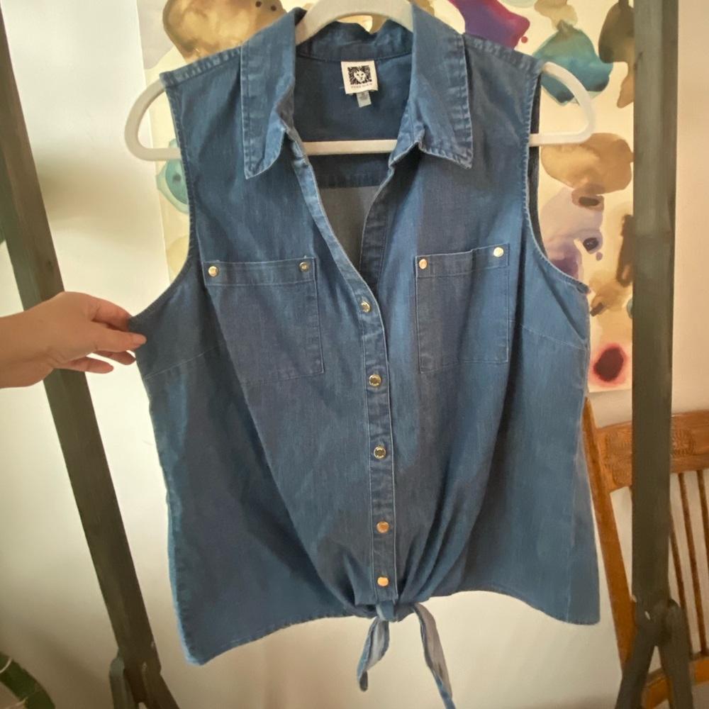 Cute Jean top - Picture 6 of 6